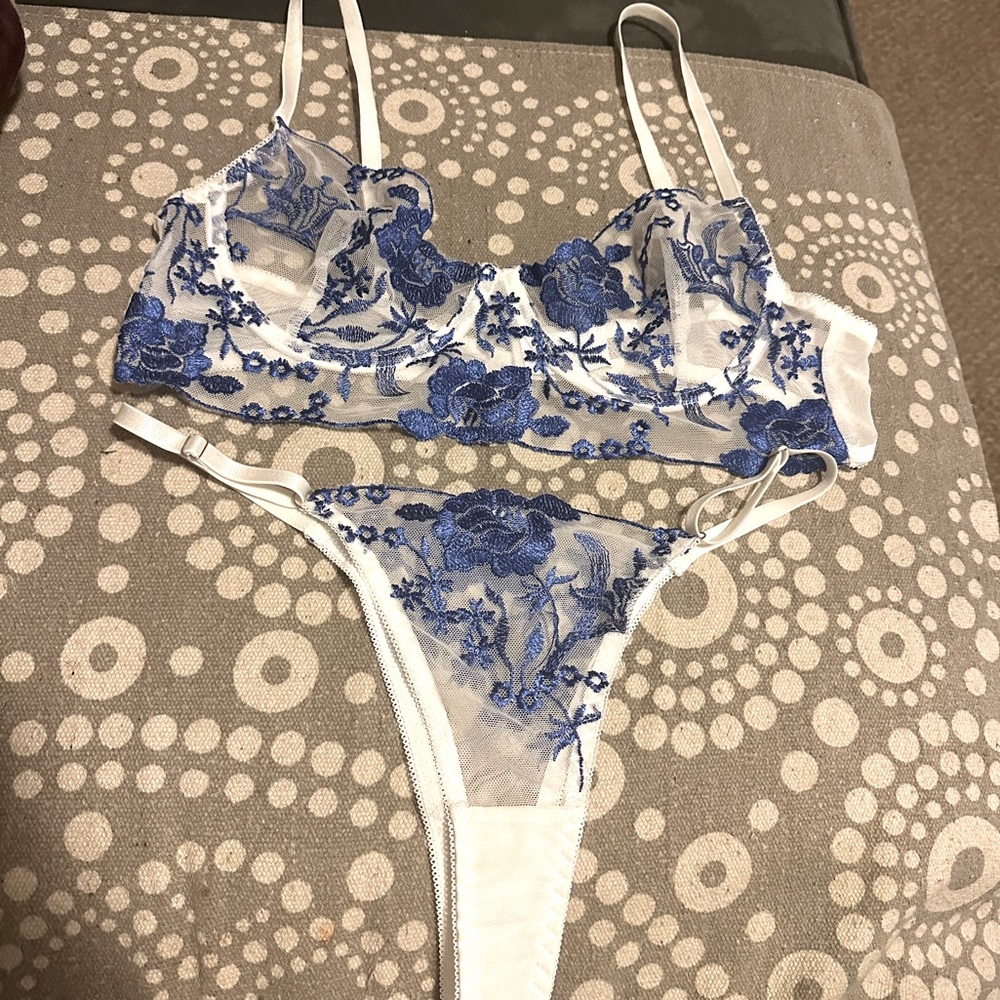 Lingerie set